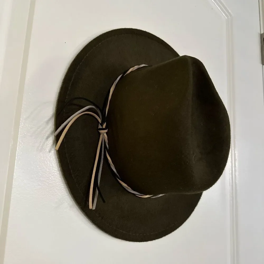 NWOT Tillys Olive Green Women’s Fedora Hat - One Size Fits All - Picture 5 of 10